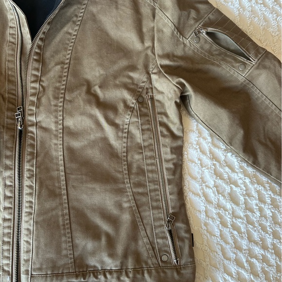 Kühl Burr Jacket in Olive - Picture 6 of 16